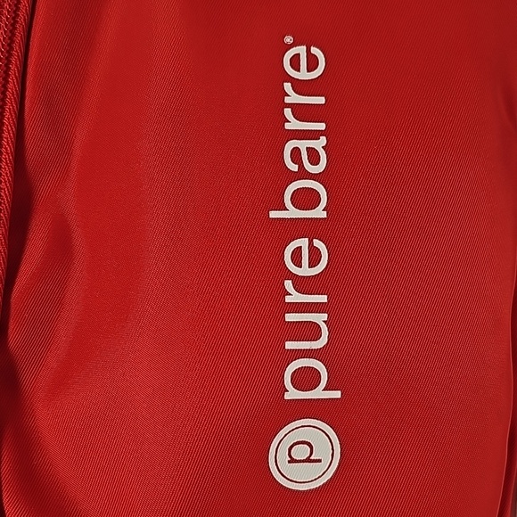 AeroLoft Pure Barre Anywhere Belt Bag Red Adjustable Waist Shoulder Zipper Pouch - Picture 2 of 8